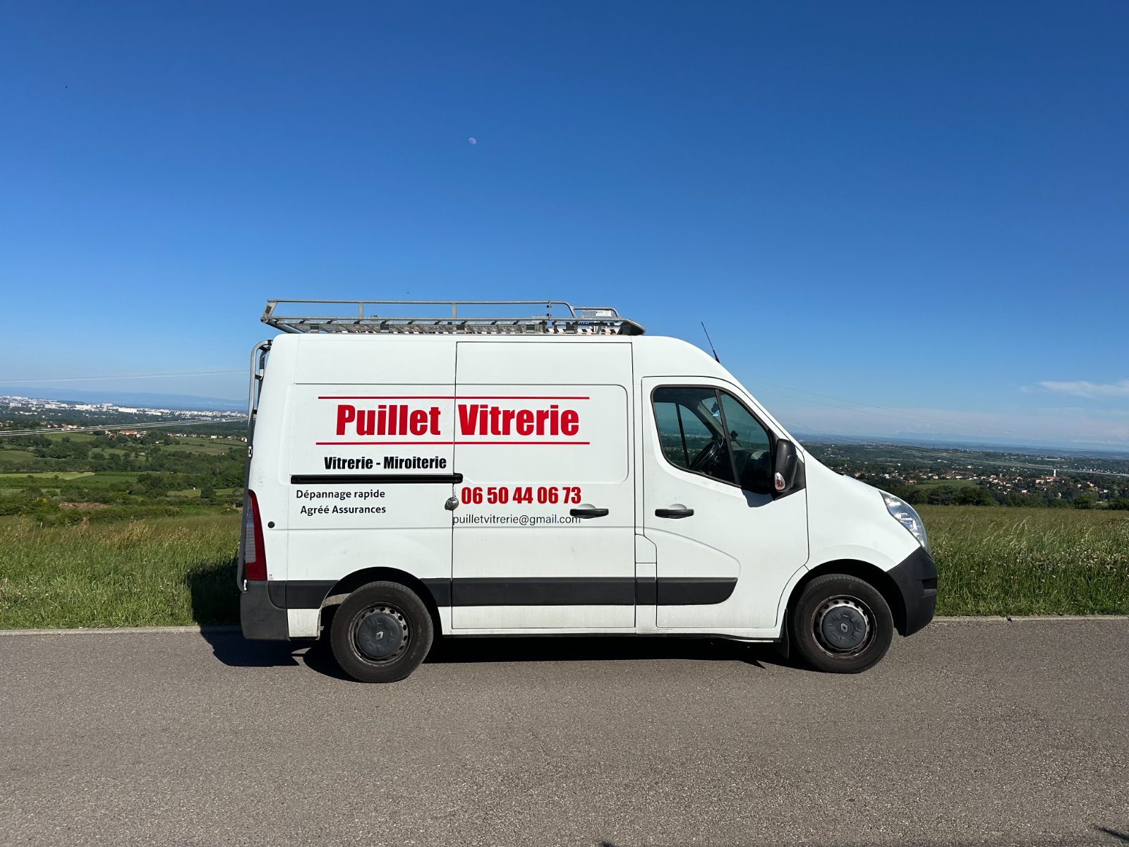 Camion Puillet Vitrerie